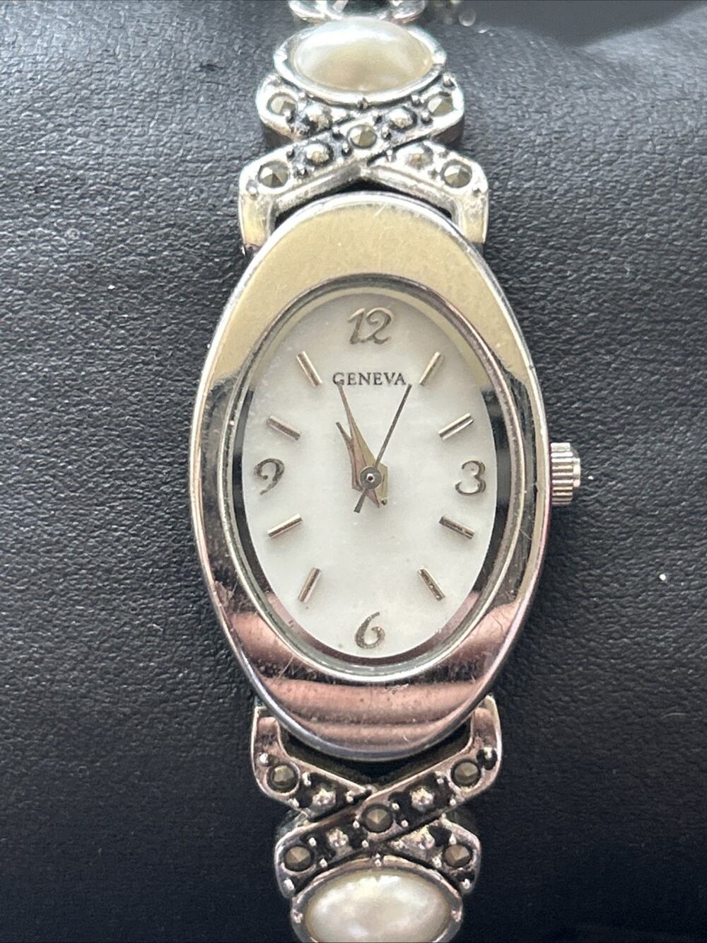 Geneva Silver Tone Women’s Stretch Band Quartz Watch